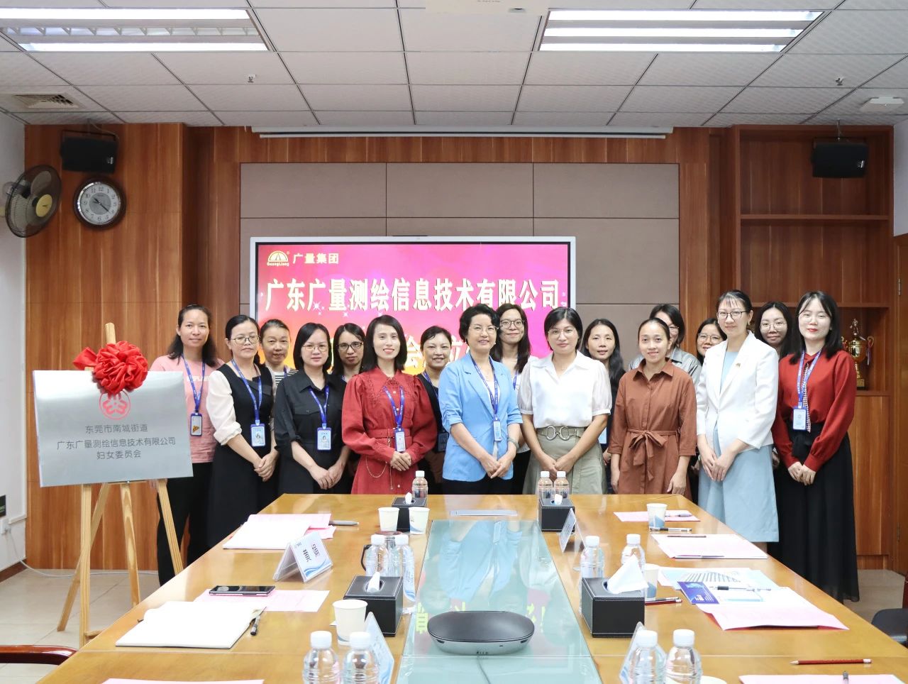 热烈：：：豔66最给力的老牌娱乐妇委会正式建设！！